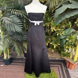Jessica McClintock Gunne Sax Formal Dress Women 5/6 Black Satin white Prom